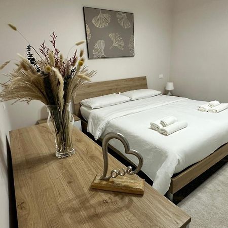 Апартаменты Edens House Con Parcheggio Privato Gratuito Рапалло Экстерьер фото